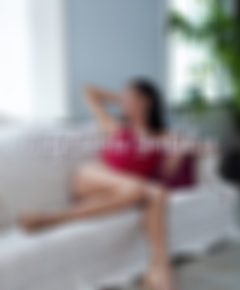 Brunette hair london escort Sarah-leeds